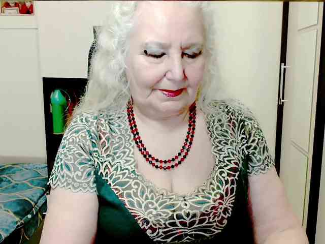 GrannyWants webcam
