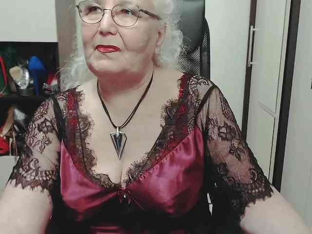GrannyWants webcam