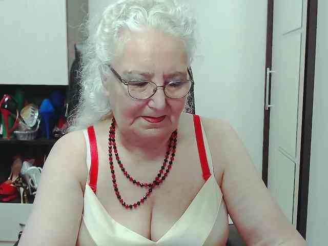 GrannyWants webcam
