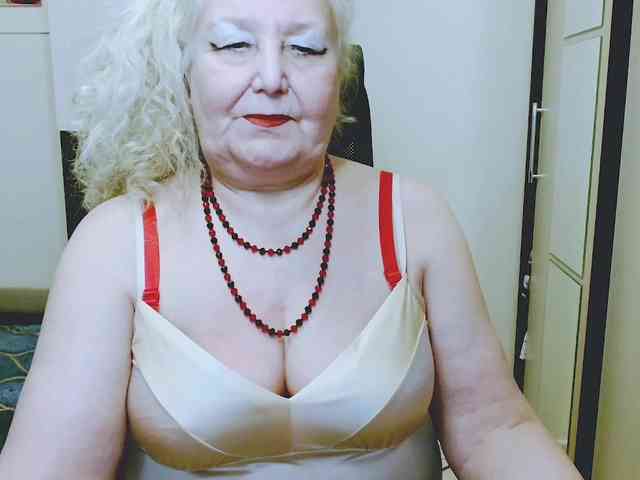 GrannyWants webcam