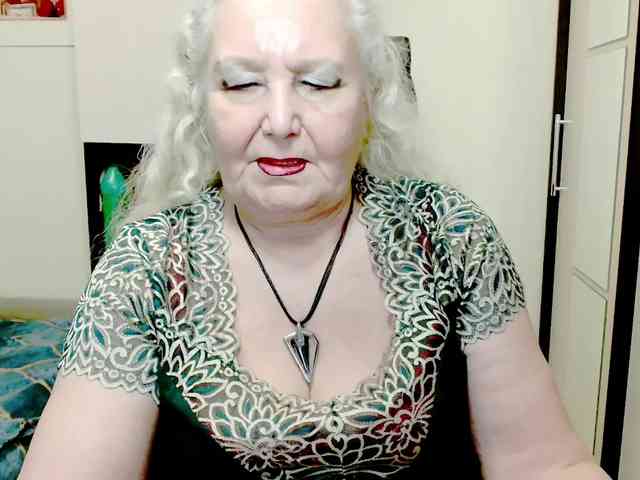 GrannyWants webcam