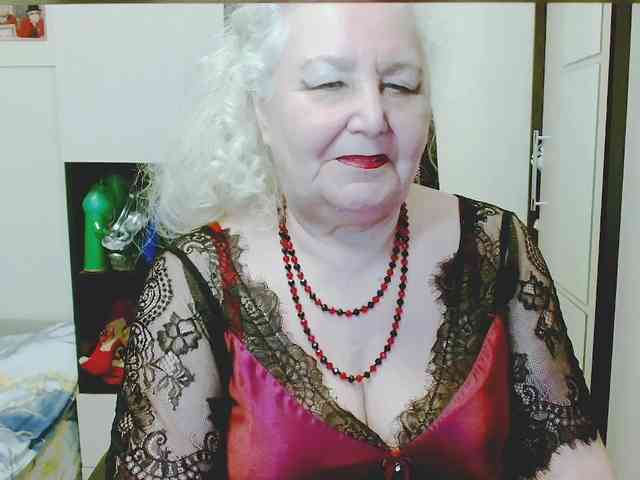 GrannyWants webcam