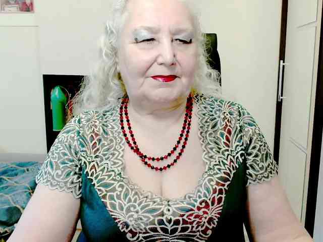 GrannyWants webcam
