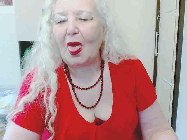 GrannyWants webcam