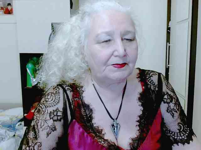 grannywants Live Webcam on BongaCams