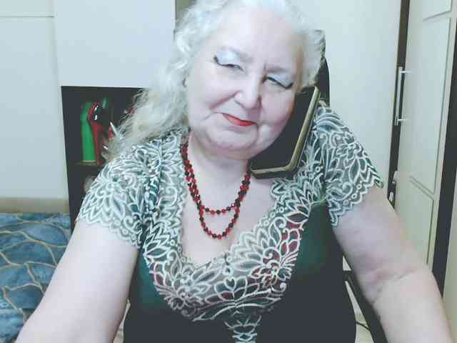 GrannyWants webcam