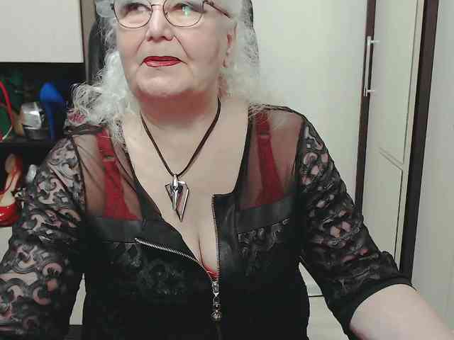 GrannyWants webcam
