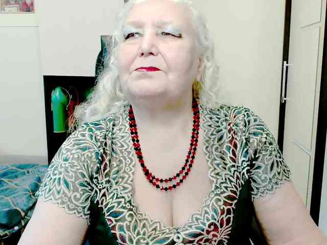 GrannyWants webcam