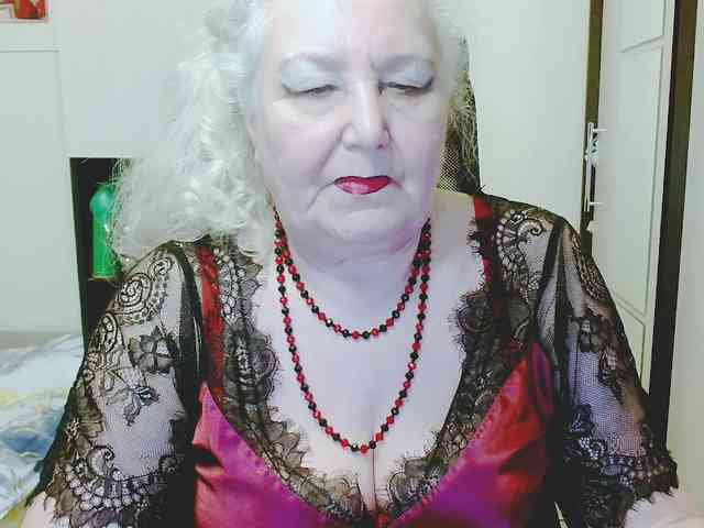 grannywants Live Webcam on BongaCams