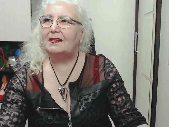 GrannyWants webcam