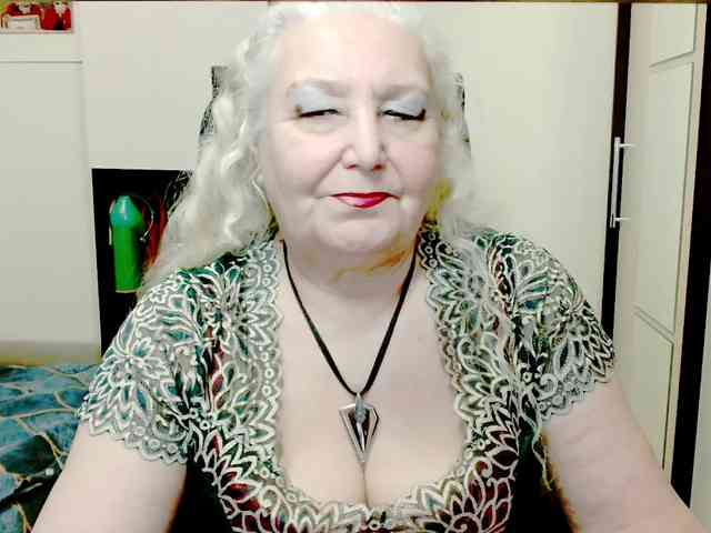 GrannyWants webcam