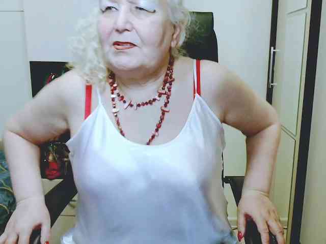 GrannyWants webcam