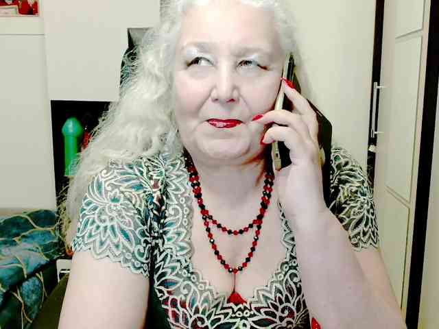 GrannyWants webcam