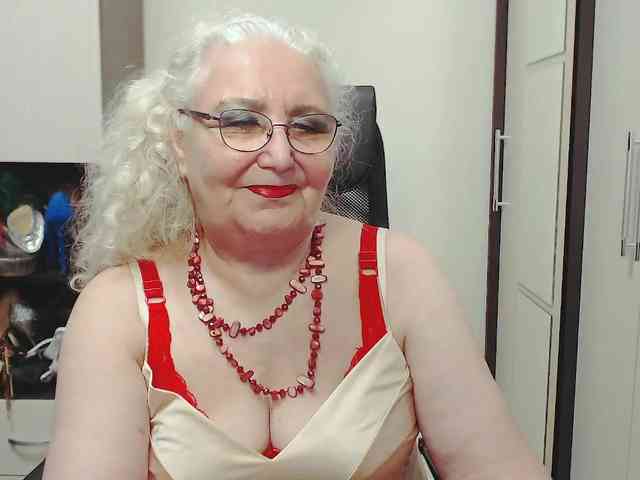 GrannyWants webcam