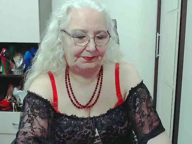 GrannyWants webcam