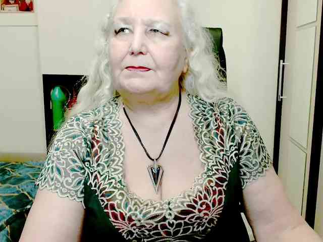 grannywants Live Webcam on BongaCams