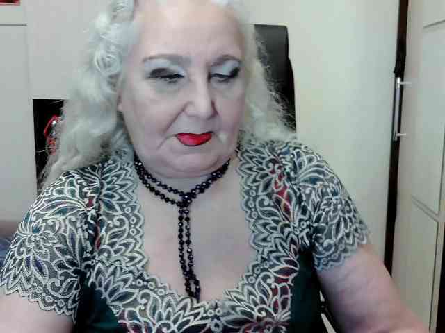 GrannyWants webcam