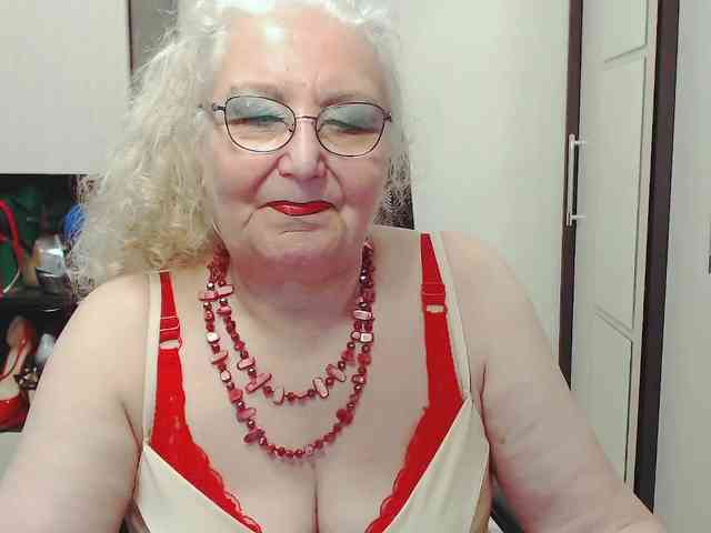 GrannyWants webcam