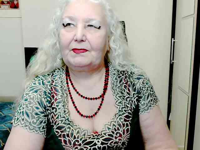 GrannyWants webcam