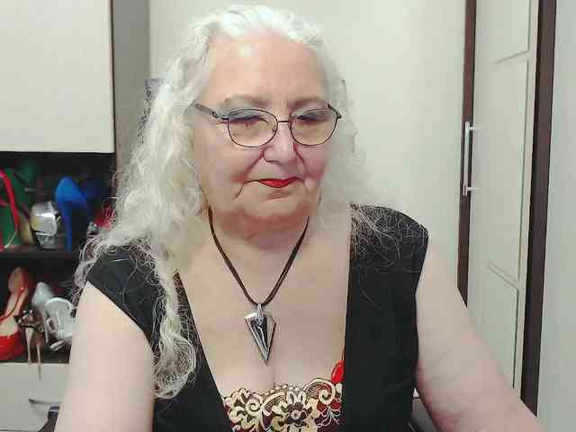GrannyWants webcam