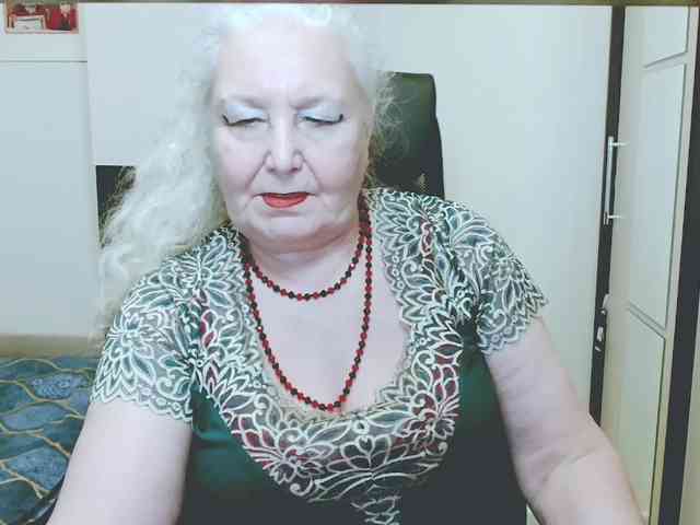 GrannyWants webcam