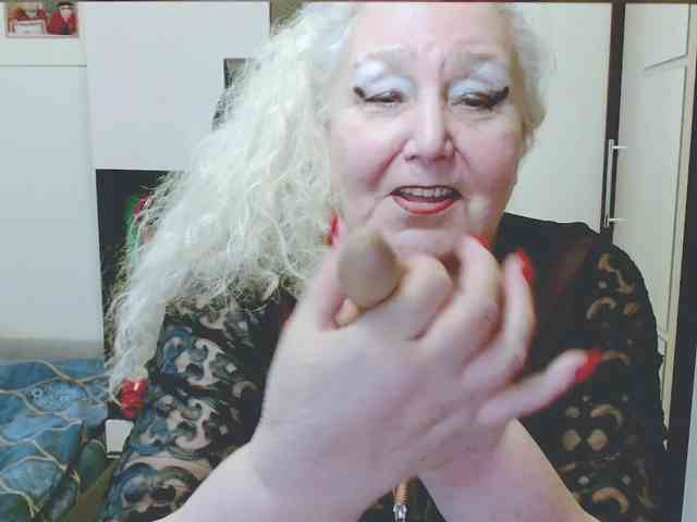 GrannyWants webcam