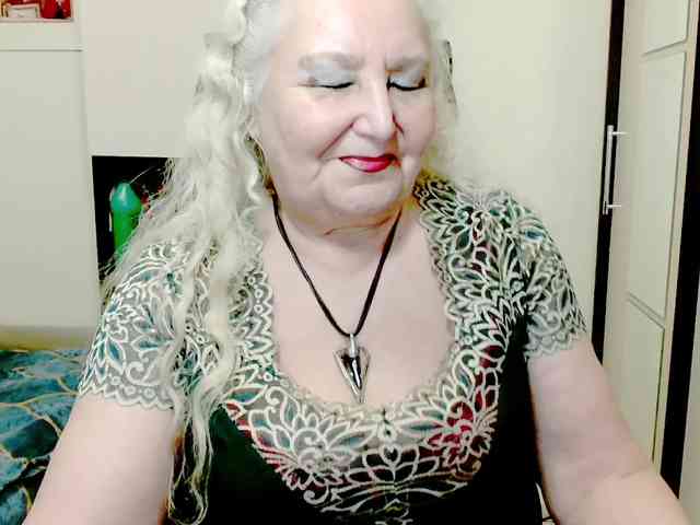 GrannyWants webcam