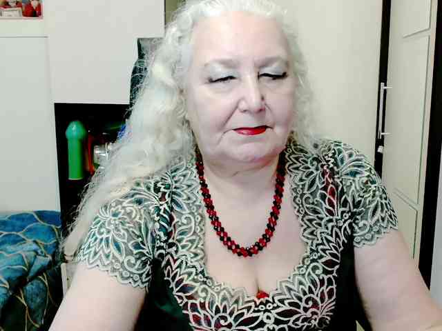 GrannyWants webcam