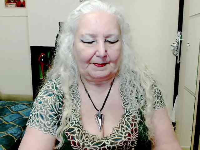 GrannyWants webcam