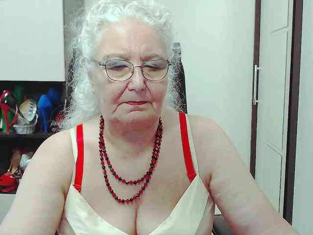 GrannyWants webcam