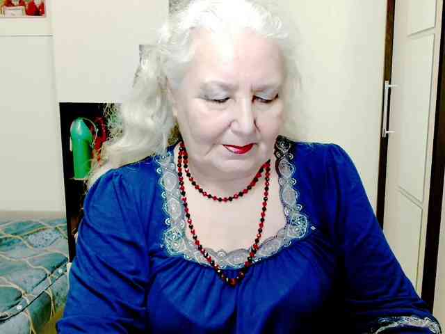 GrannyWants webcam