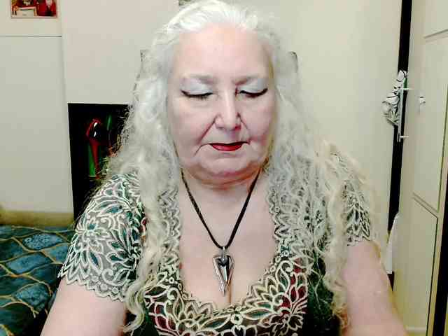 GrannyWants webcam