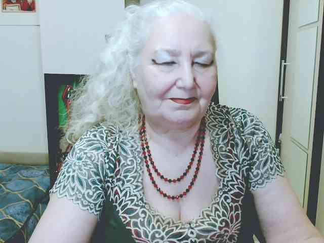 GrannyWants webcam