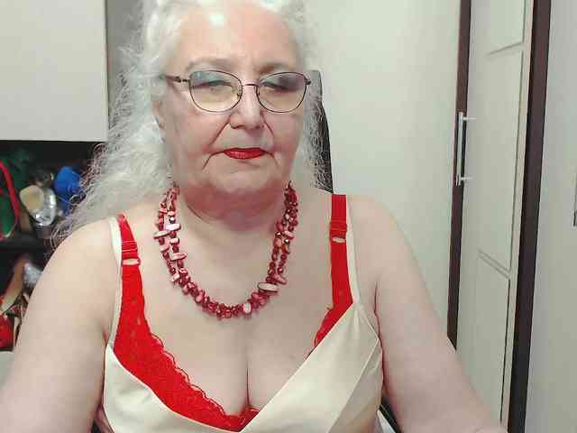 GrannyWants webcam