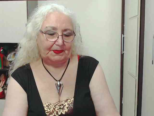 GrannyWants webcam