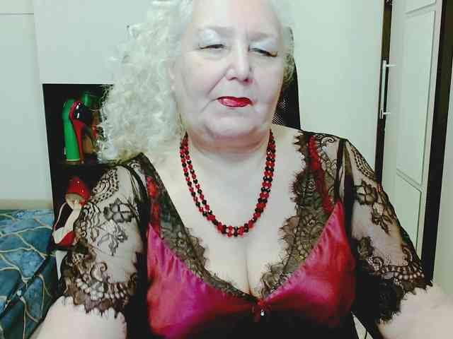 GrannyWants webcam