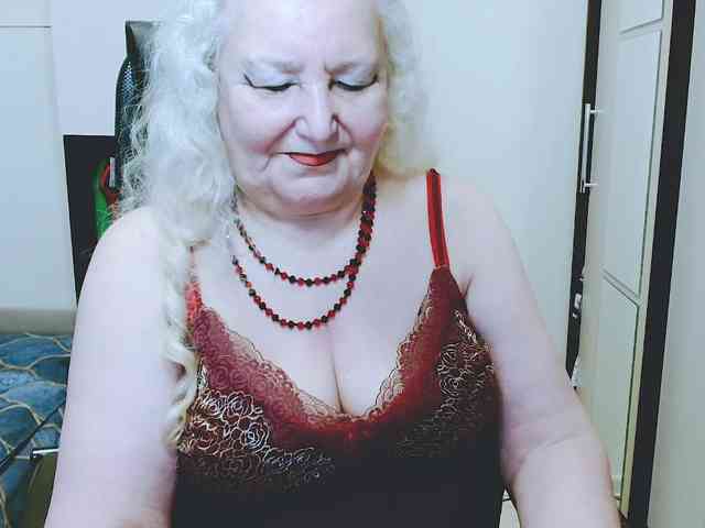 GrannyWants webcam