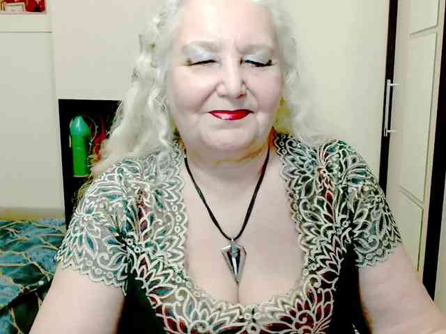 GrannyWants webcam
