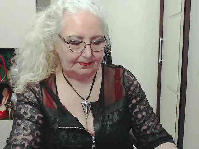 GrannyWants webcam