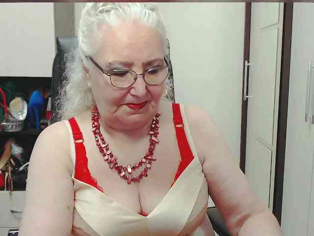 GrannyWants webcam