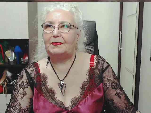 GrannyWants webcam