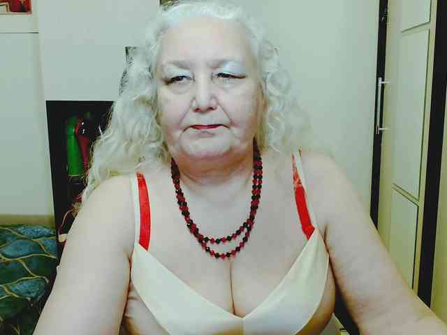 GrannyWants webcam
