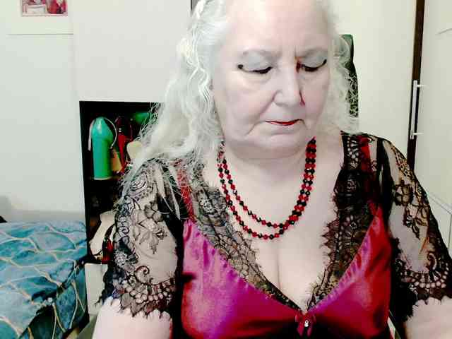 GrannyWants webcam