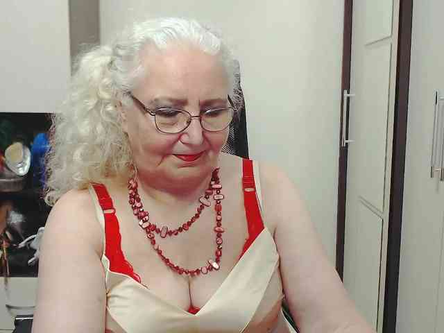 GrannyWants webcam