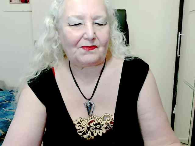 GrannyWants webcam