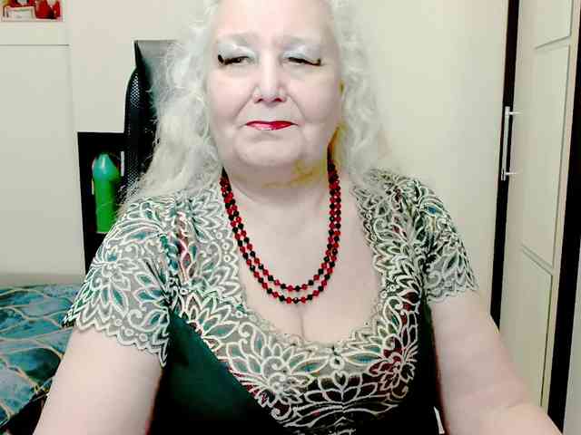 GrannyWants webcam