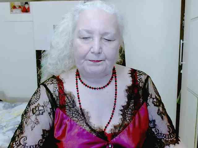 GrannyWants webcam