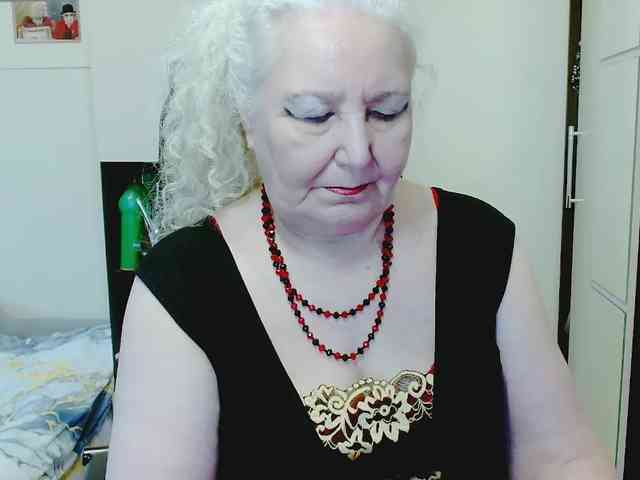 GrannyWants webcam