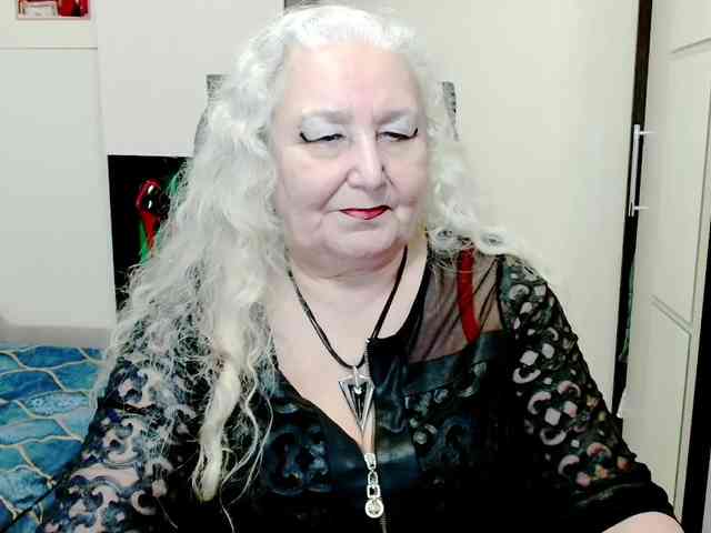 GrannyWants webcam