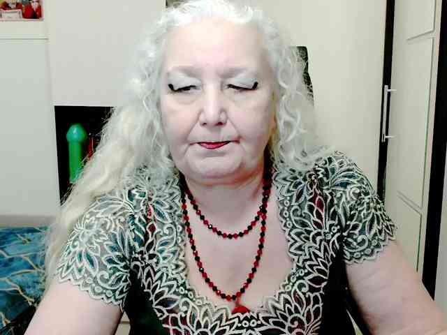 GrannyWants webcam